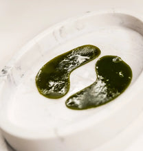 Carica l'immagine nel visualizzatore di Gallery, Seaweed Eye Mask - Revewal Eyes