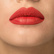 Carica l'immagine nel visualizzatore di Gallery, Lip Laquer