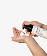Carica l'immagine nel visualizzatore di Gallery, Flash Radiance Cleansing Foam