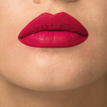 Carica l'immagine nel visualizzatore di Gallery, Lip Laquer