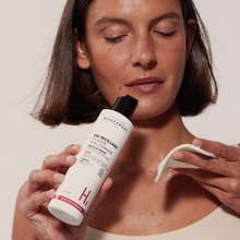 Carica l'immagine nel visualizzatore di Gallery, Micellar Water with Hyaluronic Acid