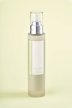 Carica l'immagine nel visualizzatore di Gallery, Voya Oh So Scented Luxury Room Spray - African Lime and Clove