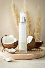 Carica l'immagine nel visualizzatore di Gallery, Voya Oh So Scented Luxury Room Spray - Coconut & Jasmine