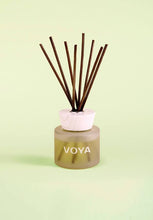 Carica l'immagine nel visualizzatore di Gallery, Voya Oh So Scented Reed Diffuser - African Lime and Clove
