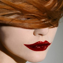 Carica l'immagine nel visualizzatore di Gallery, Milky Lips