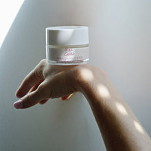 Carica l'immagine nel visualizzatore di Gallery, In Barba allo Smog
