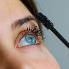 Carica l'immagine nel visualizzatore di Gallery, Tea Mascara
