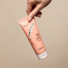 Carica l'immagine nel visualizzatore di Gallery, MILKY RESET - Gel struccante e detergente 2 in 1
