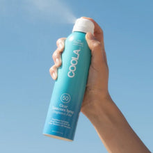 Carica l'immagine nel visualizzatore di Gallery, Classic Clear Body Organic Sunscreen Spray SPF 50 Fragrance Free
