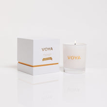 Carica l'immagine nel visualizzatore di Gallery, Luxury Scented Candle - Sea Salt and Cypress
